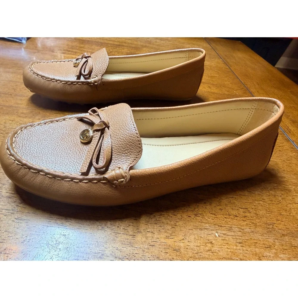 Michael Kors Lillie Moccasin Women 7.5 Tan Excellent Pebbled Leather Flats MG19F